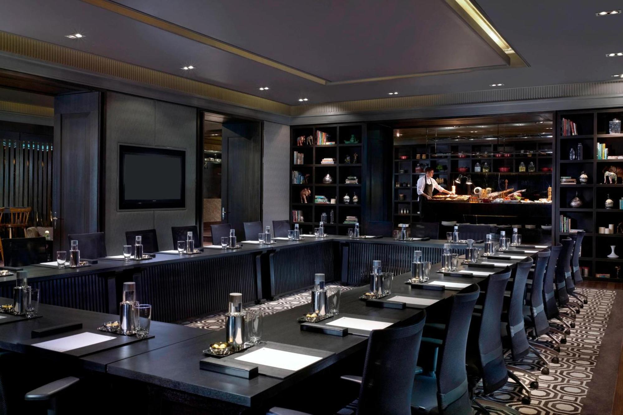 Jw Marriott Hotel Μπανγκόκ Εξωτερικό φωτογραφία The interior of the restaurant