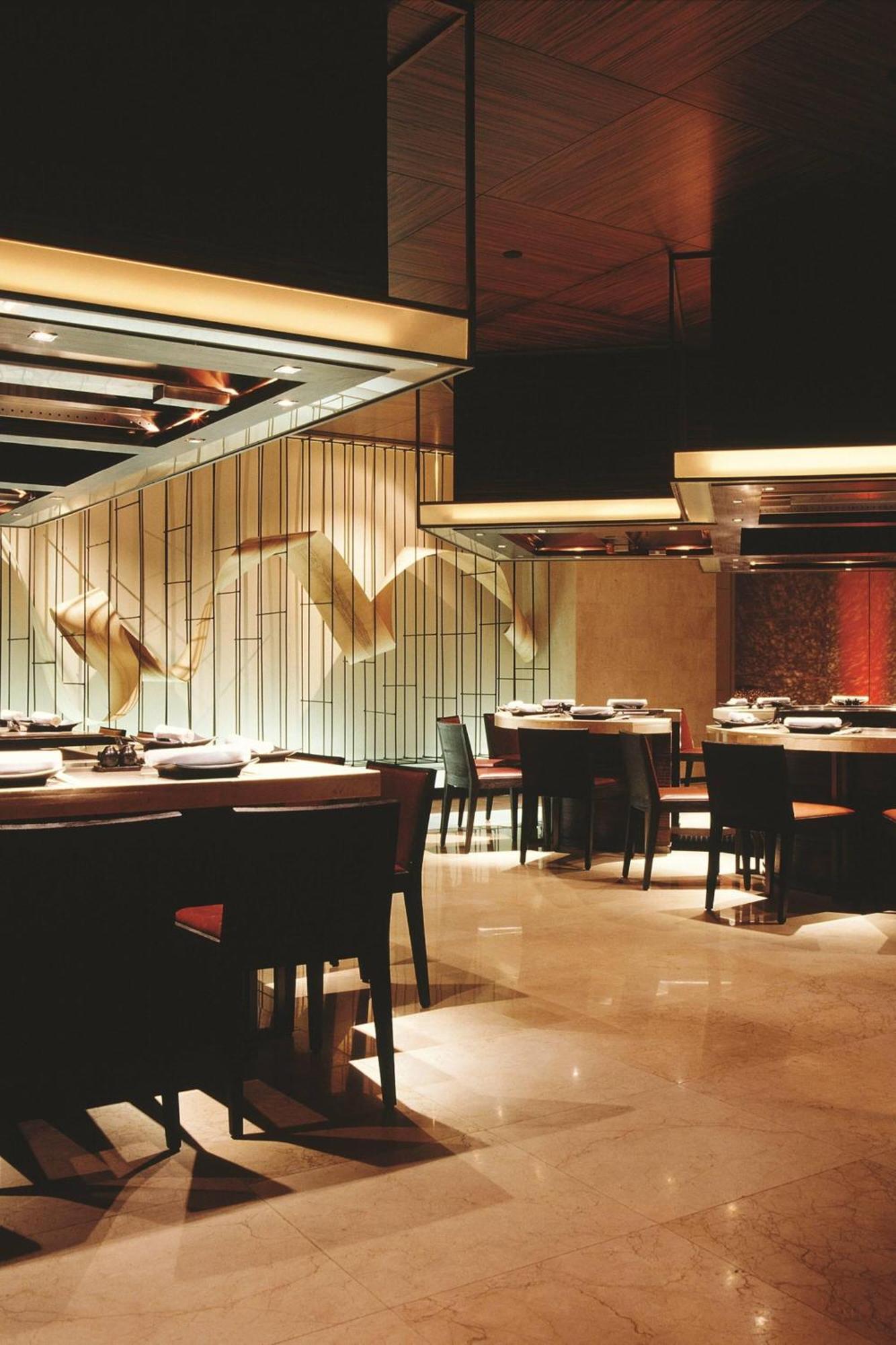 Jw Marriott Hotel Μπανγκόκ Εξωτερικό φωτογραφία Interior of a restaurant